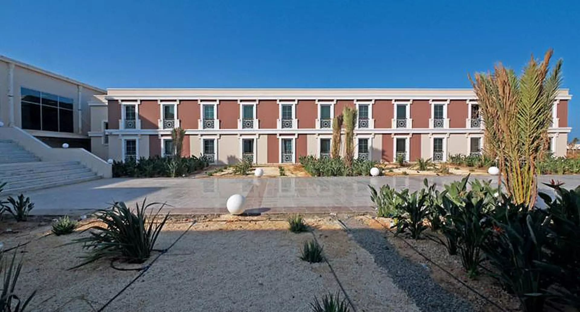 12 consera sirte otel12